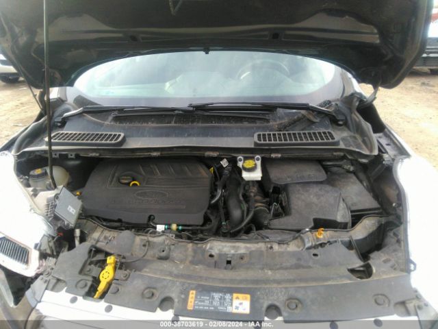 1FMCU0HD9JUC32644 Ford ESCAPE SEL