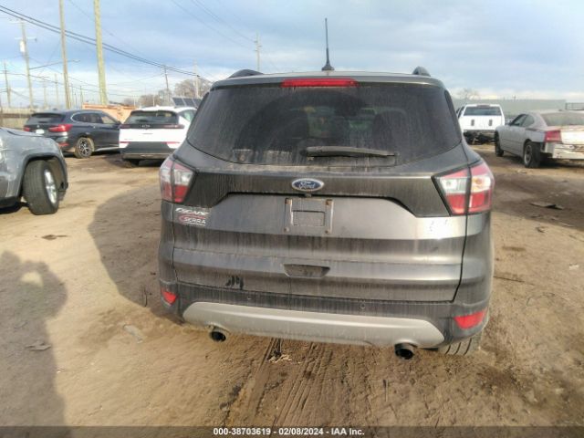 1FMCU0HD9JUC32644 Ford ESCAPE SEL
