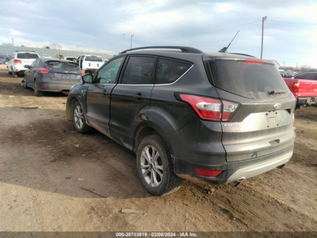 1FMCU0HD9JUC32644 Ford ESCAPE SEL