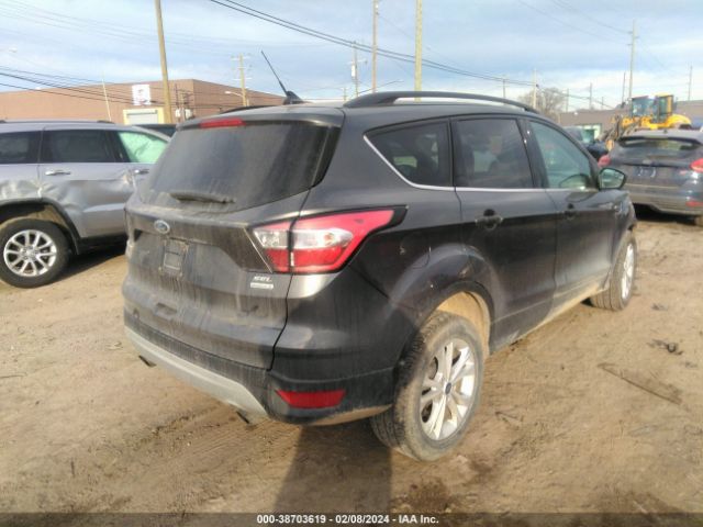 1FMCU0HD9JUC32644 Ford ESCAPE SEL