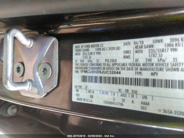1FMCU0HD9JUC32644 Ford ESCAPE SEL