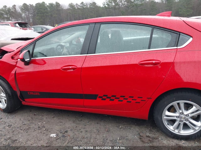 Chevrolet Cruze Lt Auto 2018 3G1BE6SM0JS569530 Image 13
