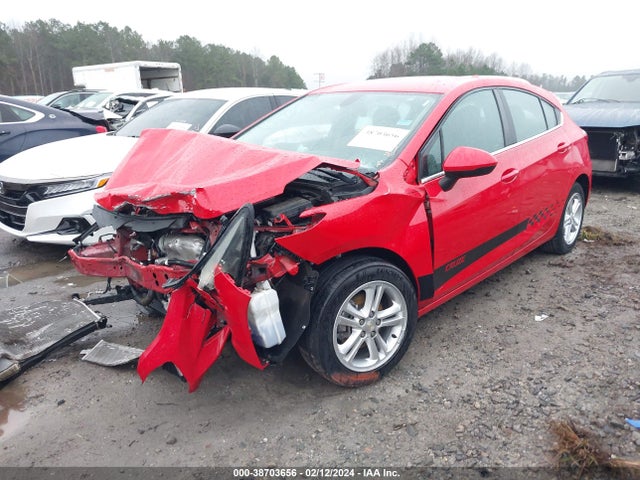 Chevrolet Cruze Lt Auto 2018 3G1BE6SM0JS569530 Image 2