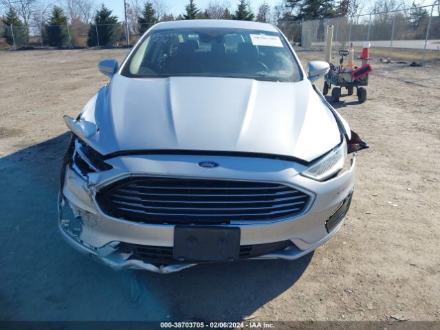 3FA6P0MUXKR260238 Ford Fusion Hybrid Sel
