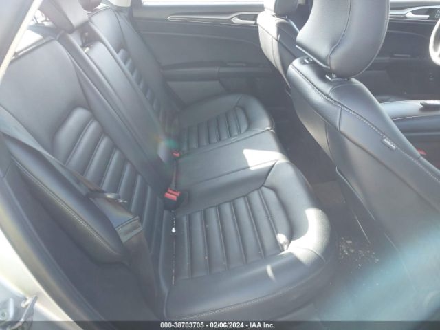 3FA6P0MUXKR260238 Ford Fusion Hybrid Sel