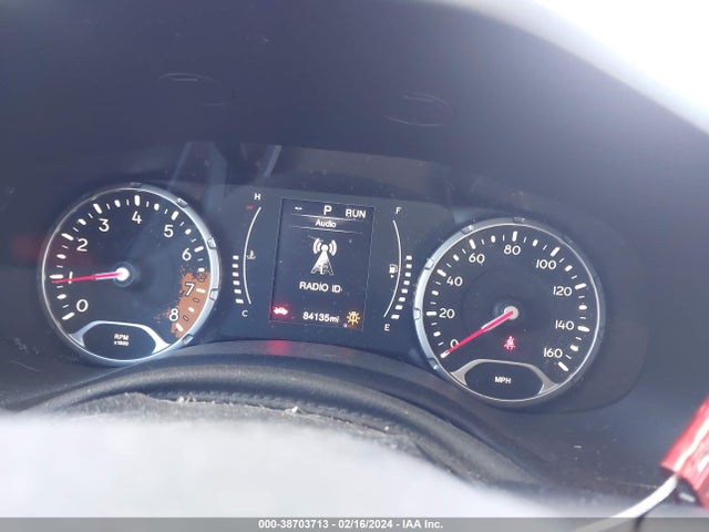 Продаж на аукціоні авто 2016 Jeep Renegade Latitude, vin: ZACCJBBT9GPC69423, номер лоту: 38703713