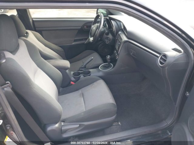 JTKJF5C76E3068021 Scion TC
