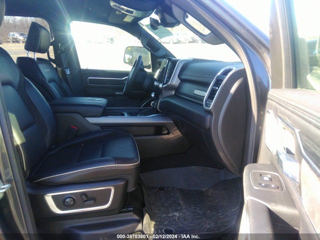 RAM 1500 Laramie  4x4 5'7 Box 2023 1C6SRFJT0PN607210 Image 5