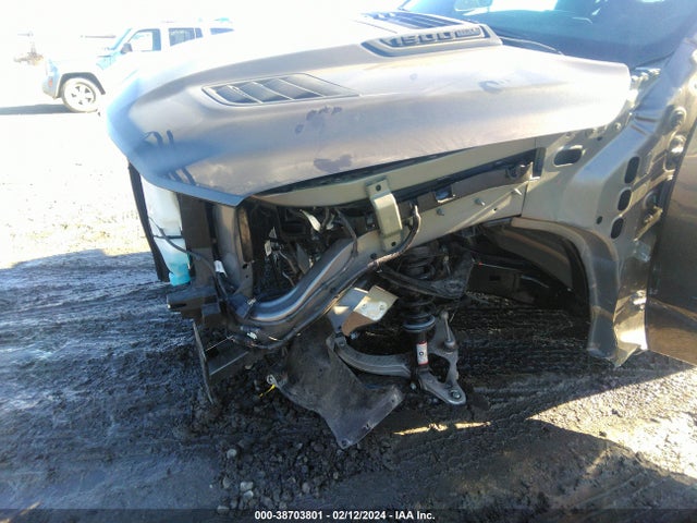RAM 1500 Laramie  4x4 5'7 Box 2023 1C6SRFJT0PN607210 Image 6