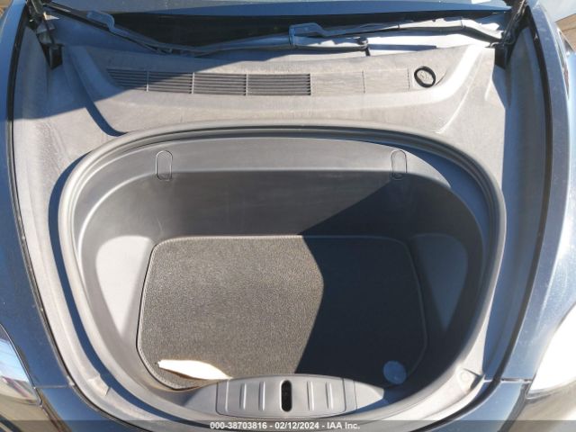 5YJ3E1EB0KF418044 Tesla Model 3 Long Range/performance