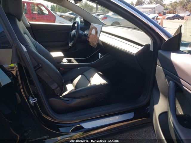 5YJ3E1EB0KF418044 Tesla Model 3 Long Range/performance