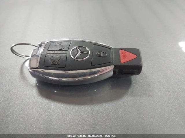 55SWF4KB3FU032982 Mercedes-Benz C 300 4matic/luxury 4matic/sport 4matic