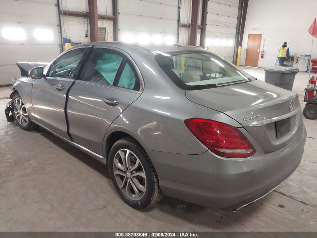 55SWF4KB3FU032982 Mercedes-Benz C 300 4matic/luxury 4matic/sport 4matic