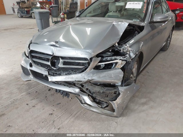 55SWF4KB3FU032982 Mercedes-Benz C 300 4matic/luxury 4matic/sport 4matic