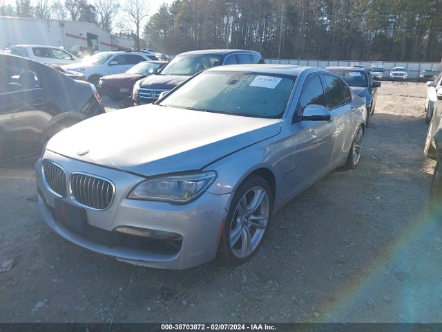 WBAYA8C55ED228403 BMW 750i