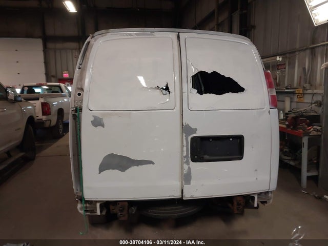 Chevrolet Express 2500 Work Van 2016 1GCWGBFF4G1230707 Image 17
