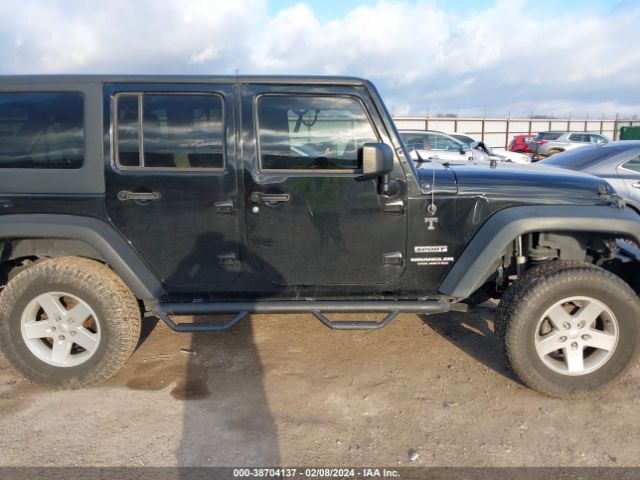 1C4BJWDG4FL659559 Jeep Wrangler Unlimited Sport
