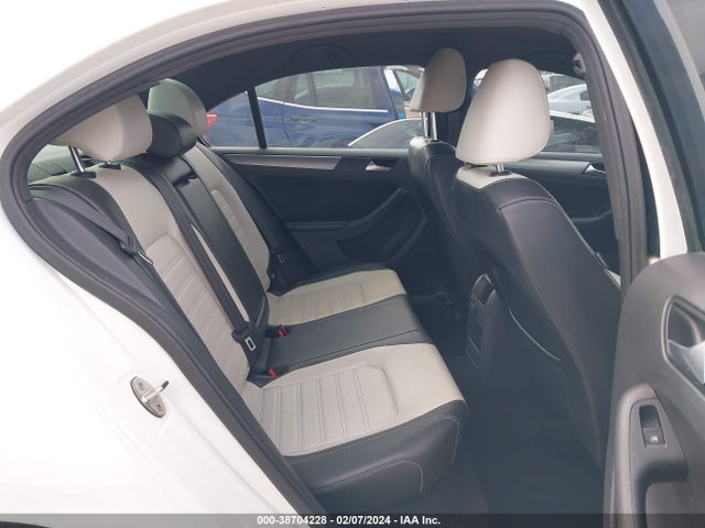 3VWD17AJ4GM345616 Volkswagen Jetta 1.8t Sport