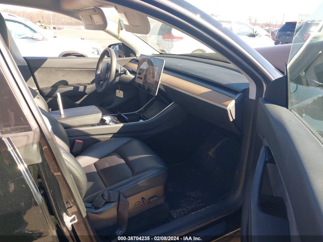 5YJYGDEF5MF083984 Tesla Model Y Performance Dual Motor All-wheel Drive