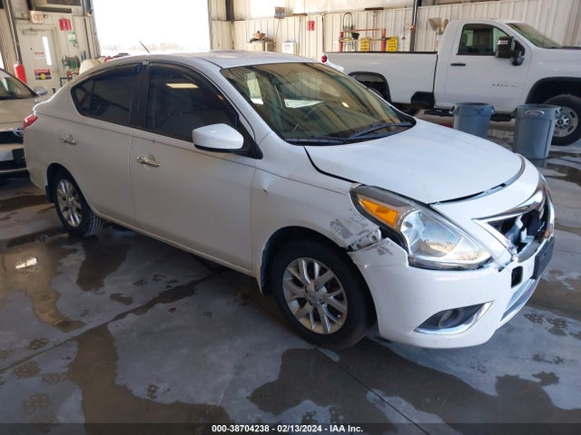 Nissan Versa 1.6 Sv 2015 3N1CN7AP1FL915201 zdjęcie główne