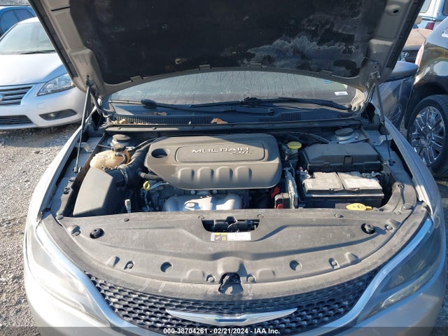 Chrysler 200 Limited Platinum 2017 1C3CCCAB6HN507445 Image 10