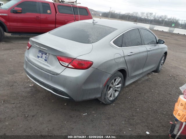 Chrysler 200 Limited Platinum 2017 1C3CCCAB6HN507445 Image 4