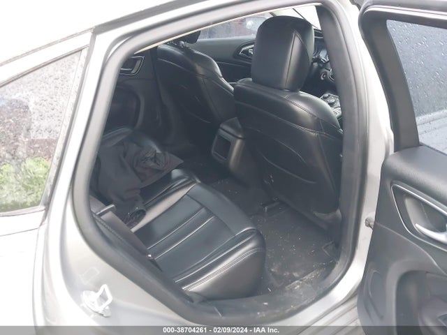 Chrysler 200 Limited Platinum 2017 1C3CCCAB6HN507445 Image 8