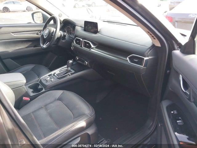 Mazda Cx-5 Grand Touring 2017 JM3KFBDLXH0135576 Image 5