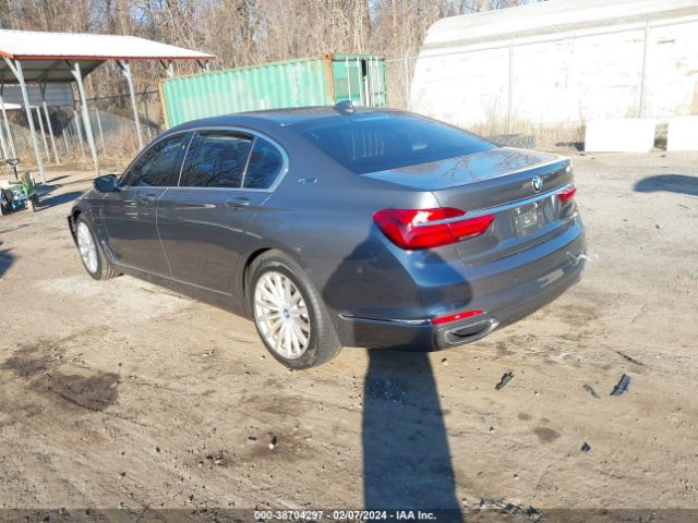 2018 BMW 740E WBA7J2C52JG938358 Photo 2