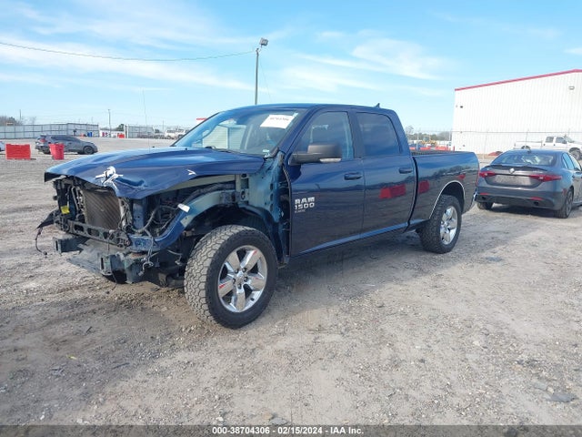 1C6RR7TT5KS732229 RAM 1500 Classic Big Horn  4x4 6'4 Box