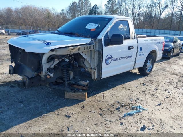1FTMF1C83HKC08865 Ford F-150 Xl