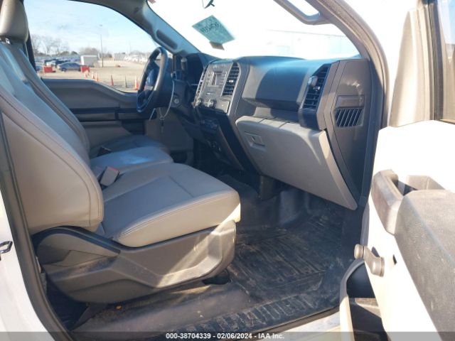 1FTMF1C83HKC08865 Ford F-150 Xl