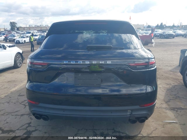 WP1AA2AY3KDA17645 Porsche Cayenne