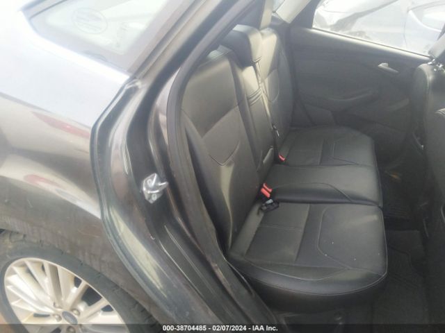 1FADP3J27FL201034 Ford Focus Titanium