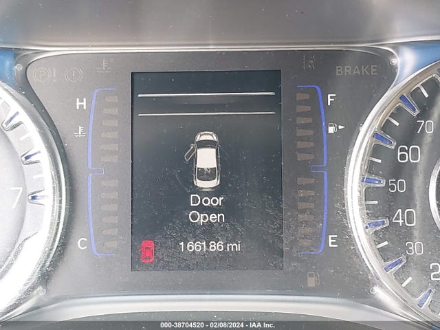 2015 CHRYSLER 200 LIMITED VIN: 1C3CCCAB3FN612540