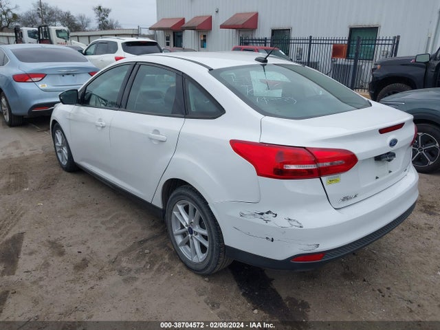 2018 FORD FOCUS SE VIN: 1FADP3F2XJL252609