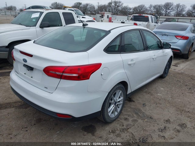 2018 FORD FOCUS SE VIN: 1FADP3F2XJL252609