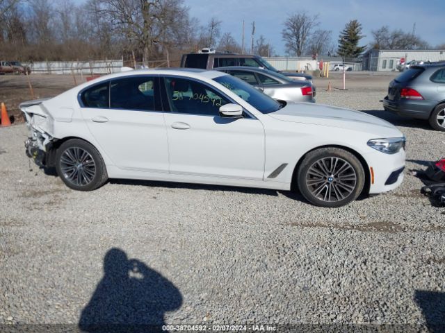 WBAJA7C52KWW17608 BMW 530i Xdrive