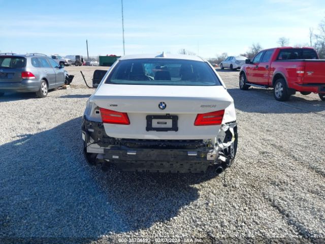WBAJA7C52KWW17608 BMW 530i Xdrive