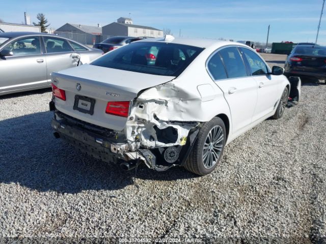 WBAJA7C52KWW17608 BMW 530i Xdrive