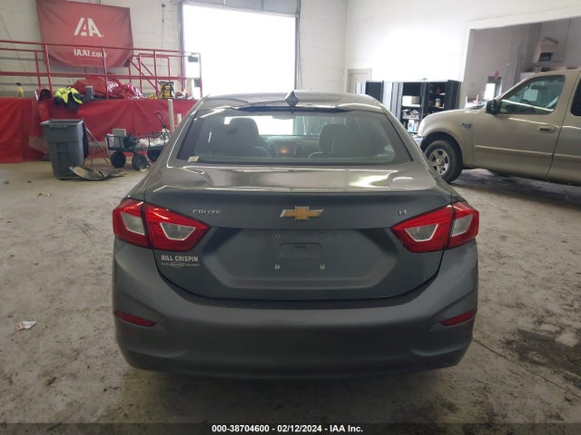 Chevrolet Cruze Lt Auto 2018 1G1BE5SM3J7119525 Image 17