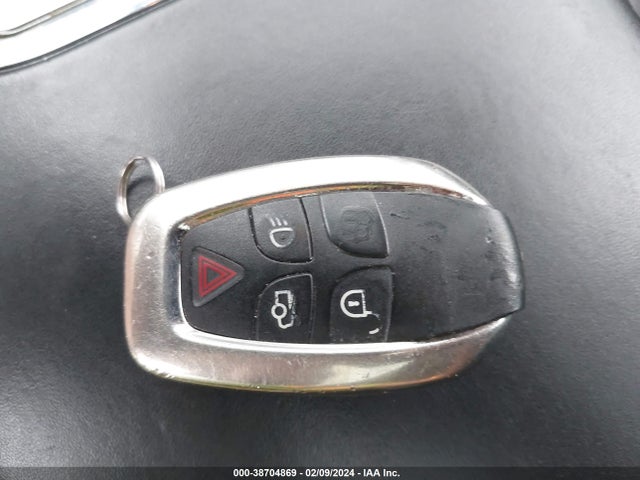 2012 JAGUAR XJ SAJWA2GB4CLV35993 Photo 10