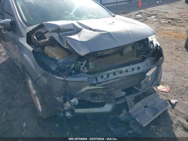 1FMCU0J91EUD06327 Ford Escape Titanium