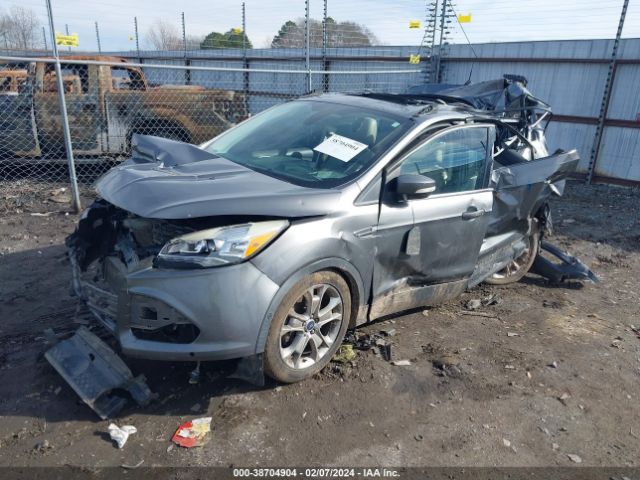 1FMCU0J91EUD06327 Ford Escape Titanium