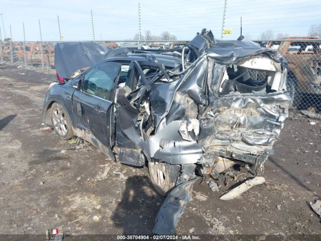1FMCU0J91EUD06327 Ford Escape Titanium