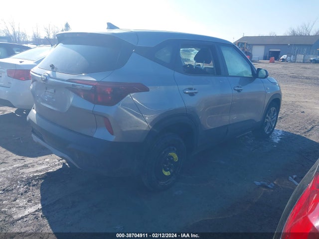 2021 KIA SELTOS LX VIN: KNDEPCAA5M7213100