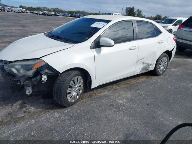 Toyota COROLLA LE 2014 2T1BURHE2EC018174 Image 2
