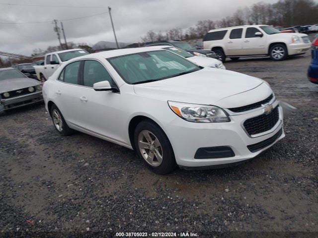 2016 1G11C5SA4GF148103 main image