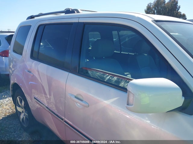 Honda Pilot Touring 2015 5FNYF4H96FB027385 Image 14