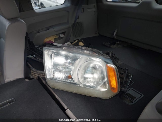 Honda Pilot Touring 2015 5FNYF4H96FB027385 Image 12